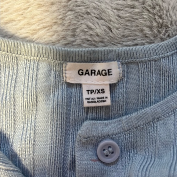 blue long sleeve - Picture 2 of 3